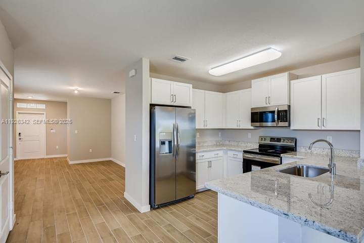 LUCKY START AT SUNRISE ES - Residential Lease