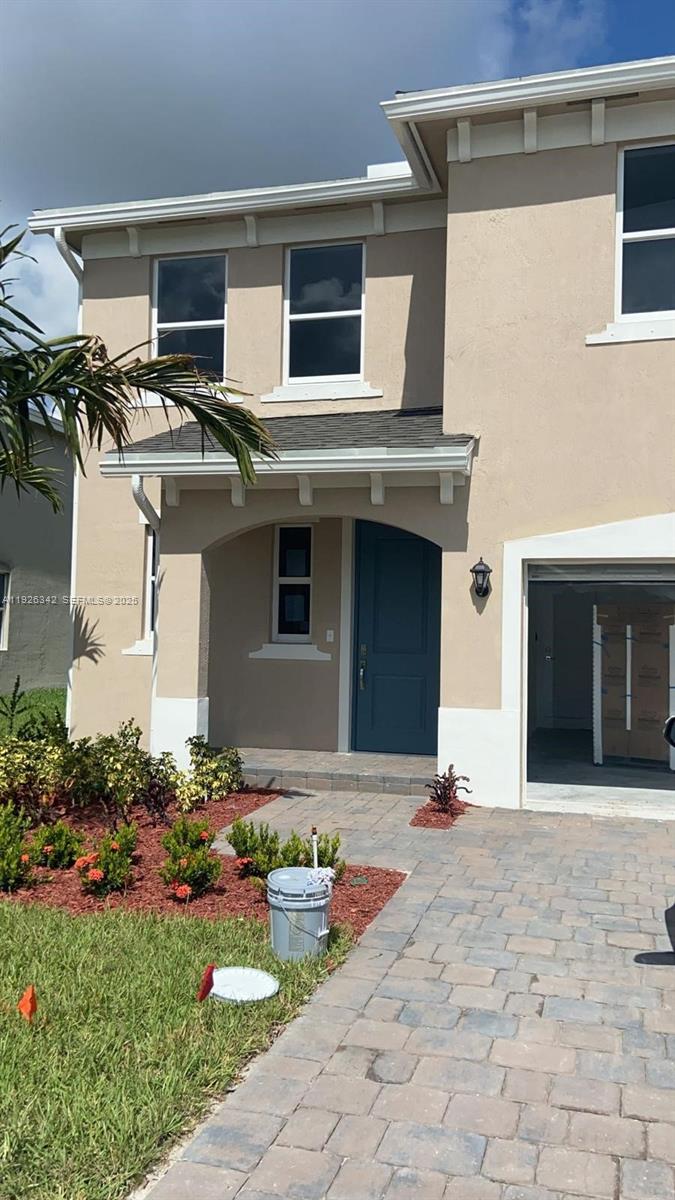 LUCKY START AT SUNRISE ES - Residential Lease