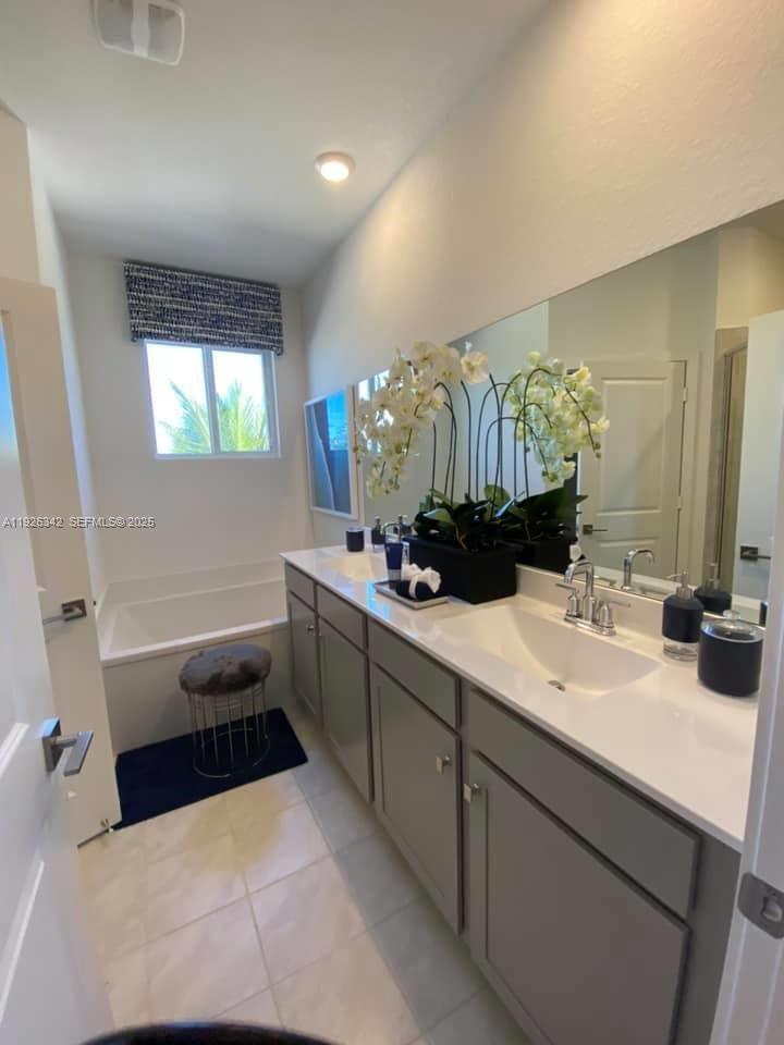 LUCKY START AT SUNRISE ES - Residential Lease