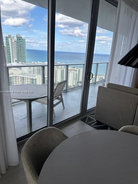 4010 SOUTH OCEAN CONDO - Residential