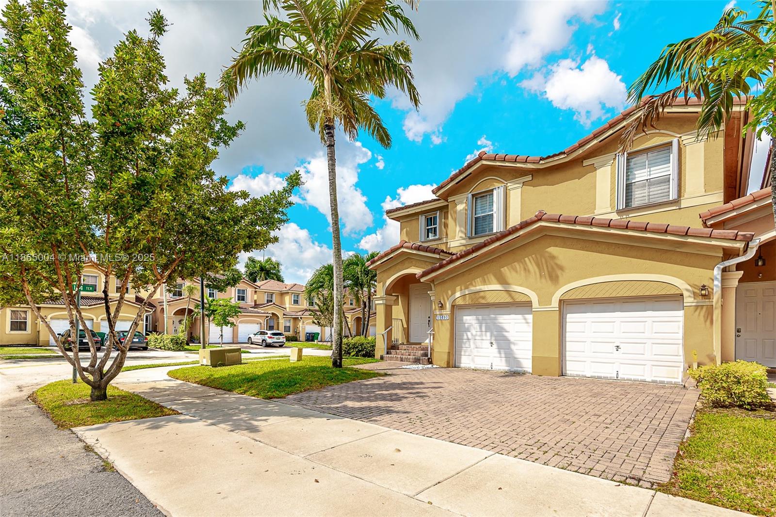 Move right into this spacious and modern 2-story townhouse located in the heart of Kendall. Featuring a bright open layout, this home comes fully furnished for your comfort and convenience. The property offers 2 attached garages plus a private driveway, providing plenty of parking space.
Enjoy a well-appointed kitchen with quality finishes, inviting living and dining areas, and comfortable bedrooms designed for privacy and relaxation. Perfect for families or professionals, the townhouse combines style and functionality with the ease of a move-in ready home. Conveniently located near top schools, shopping centers, restaurants, and major highways for easy commuting.