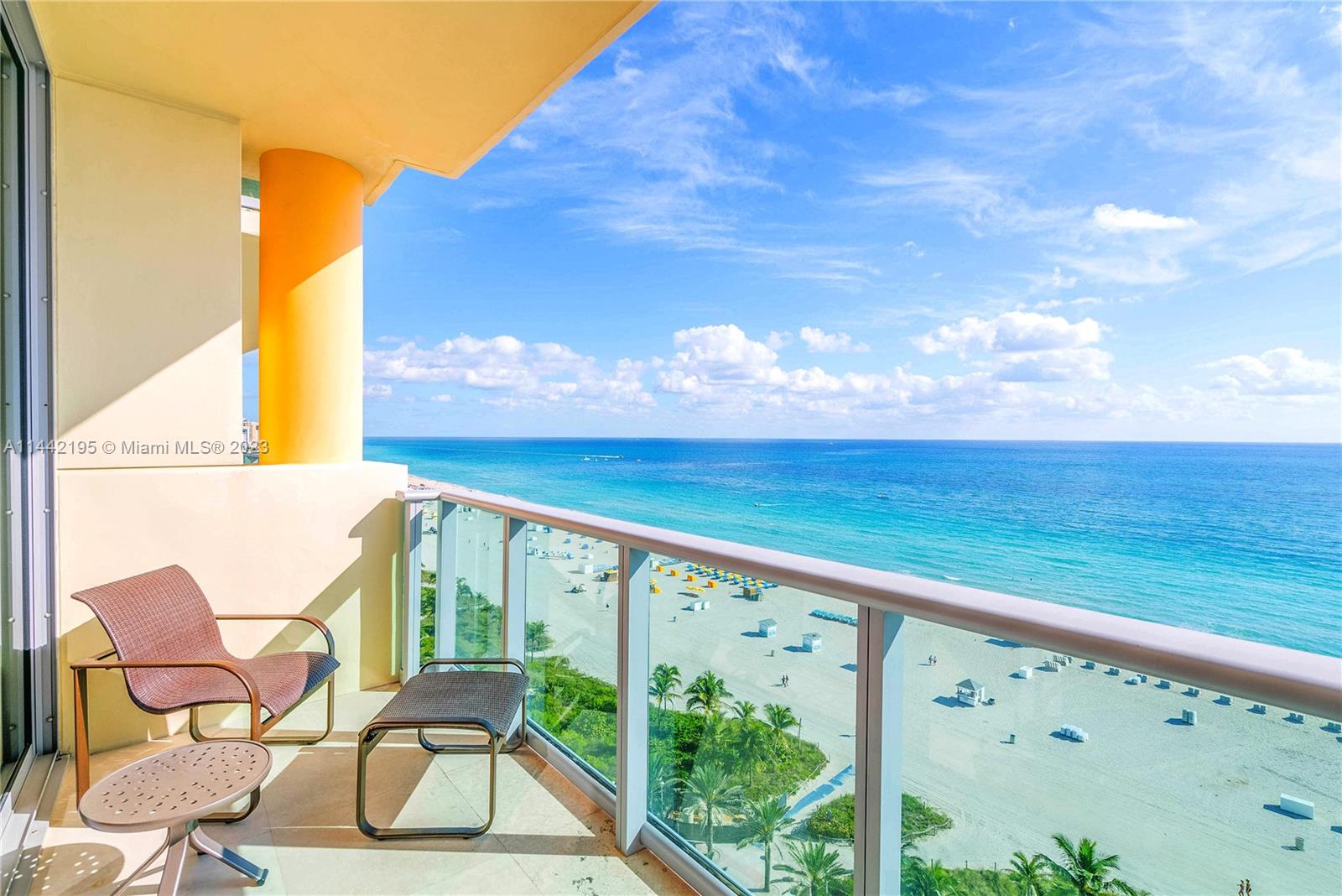 IL VILLAGGIO ON SOUTH BEA - Residential