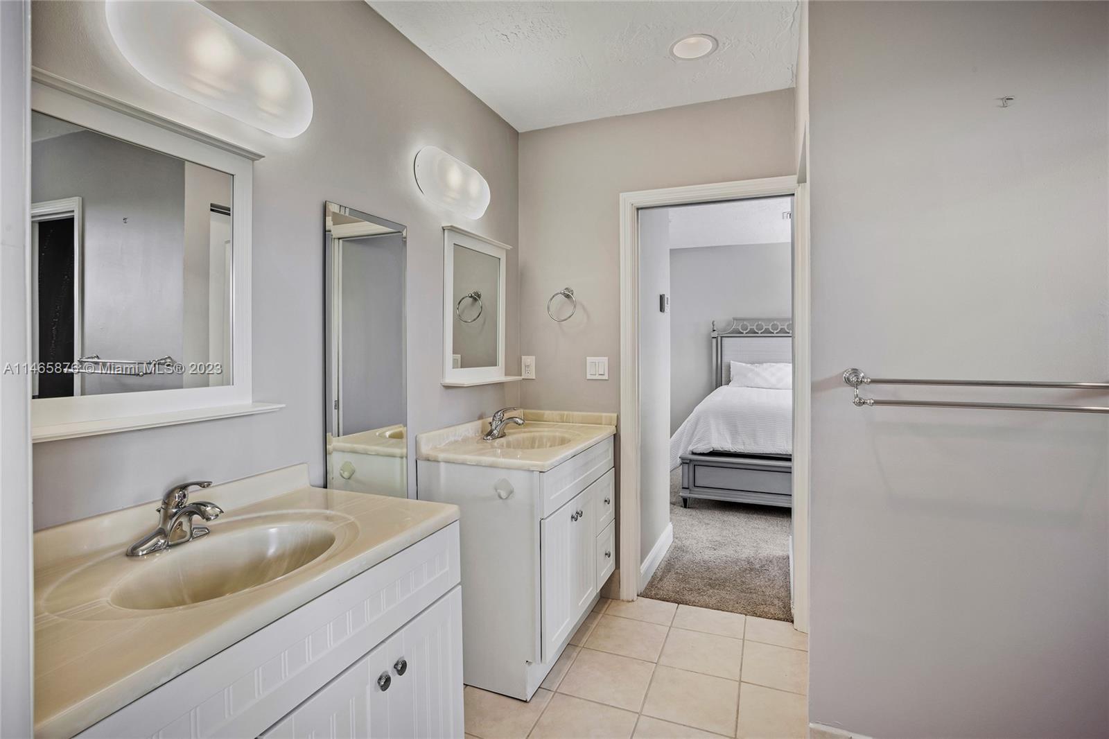 VENETIAN SHORES NO 6 - Residential