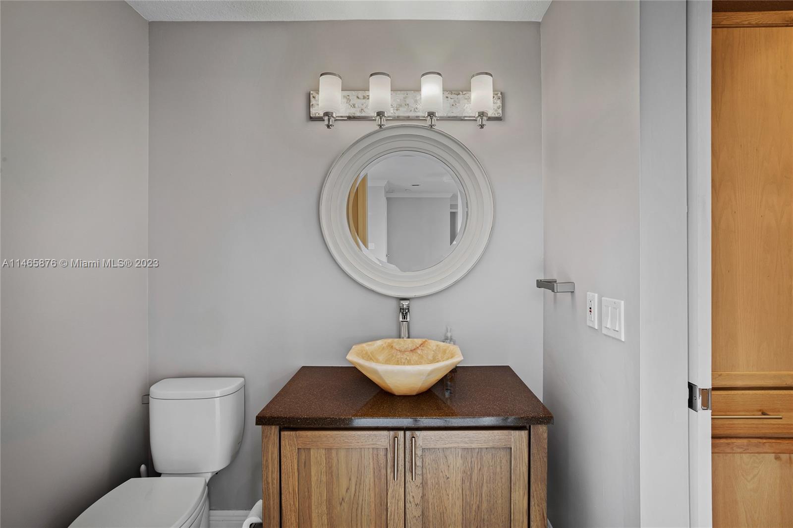 VENETIAN SHORES NO 6 - Residential