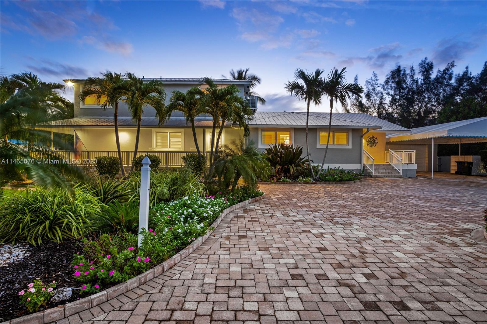 VENETIAN SHORES NO 6 - Residential