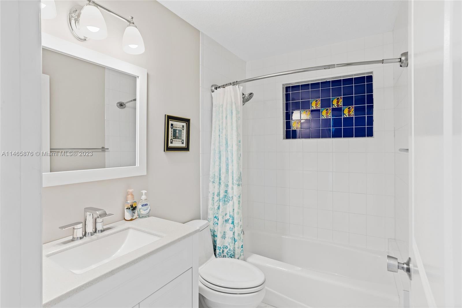 VENETIAN SHORES NO 6 - Residential