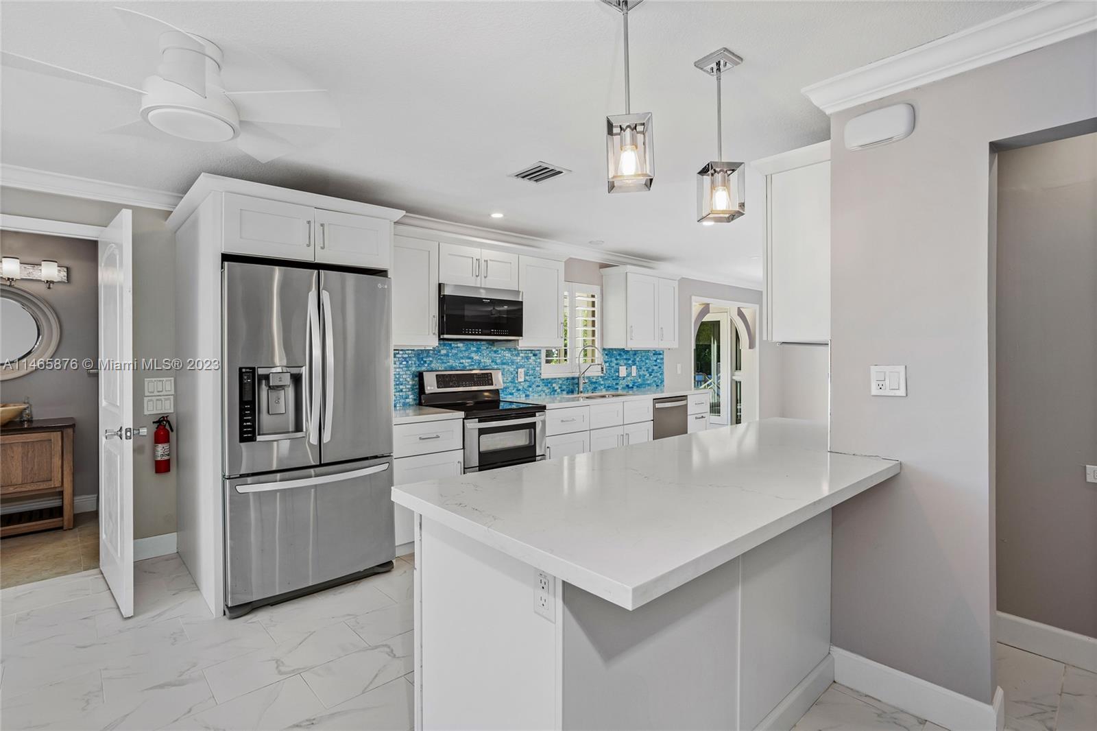 VENETIAN SHORES NO 6 - Residential