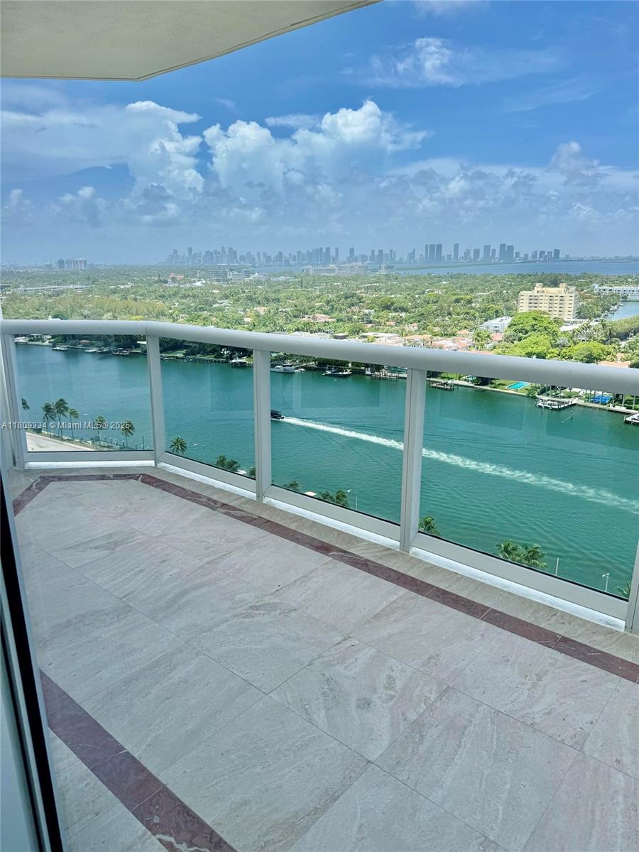 BLUE DIAMOND CONDO - Residential