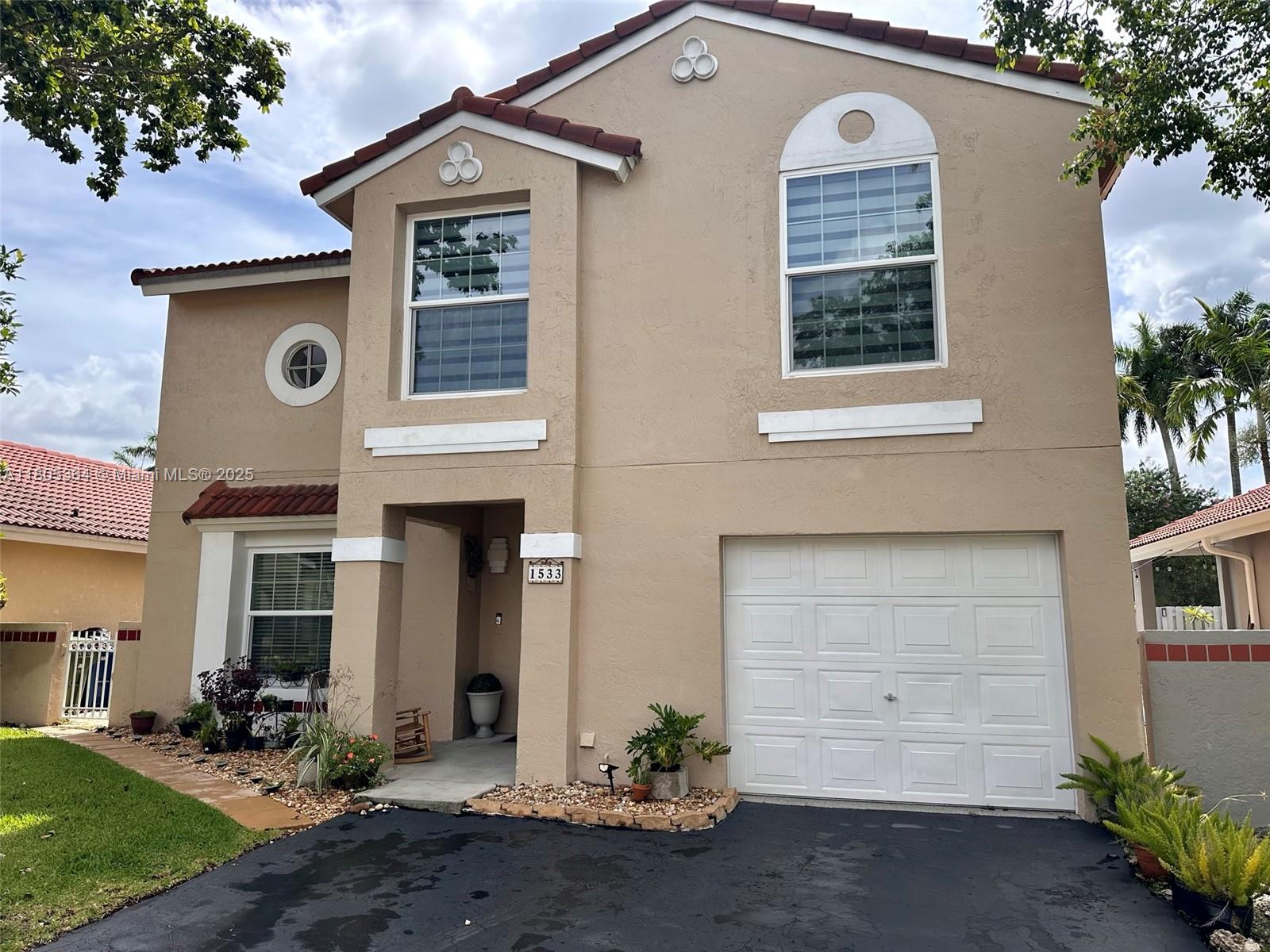 1533 Garden Rd  , Weston, Broward County, Florida - 3 Bedrooms  
2 Bathrooms - 