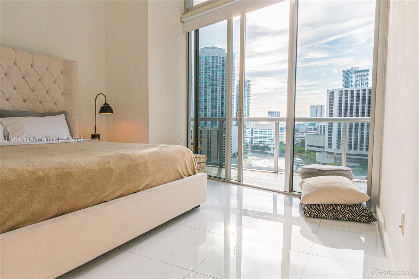 ICONBRICKELL CONDO NO 1 - Residential
