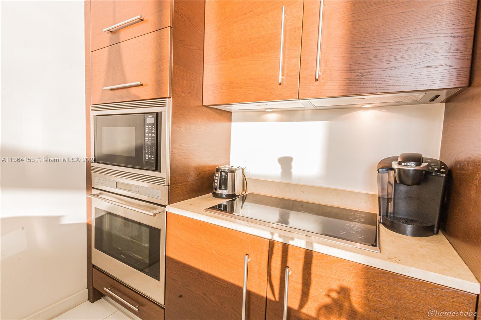 ICONBRICKELL CONDO NO 1 - Residential