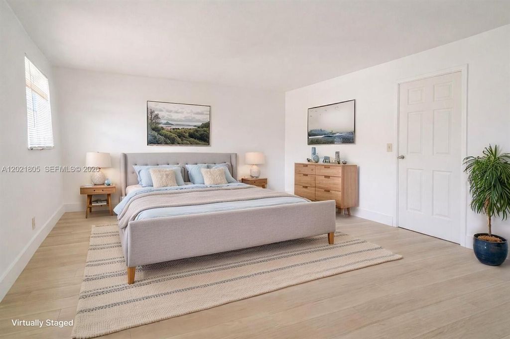 Photo of 515 SE 9th St #2, Fort Lauderdale, FL 33316 (MLS # A12021805)