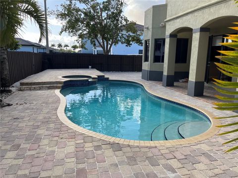 14492 SW 22nd Ter Miami FL 33175