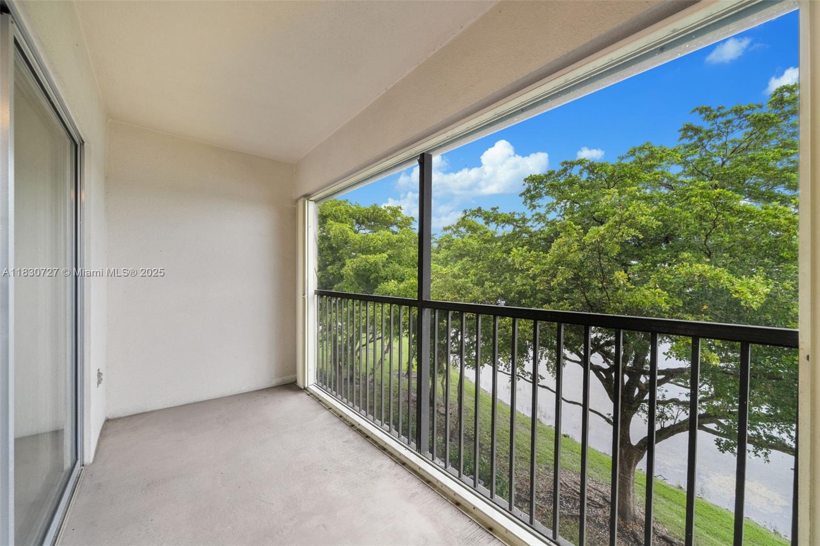 SUFFOLK AT CENTURY VILLAG - Residential