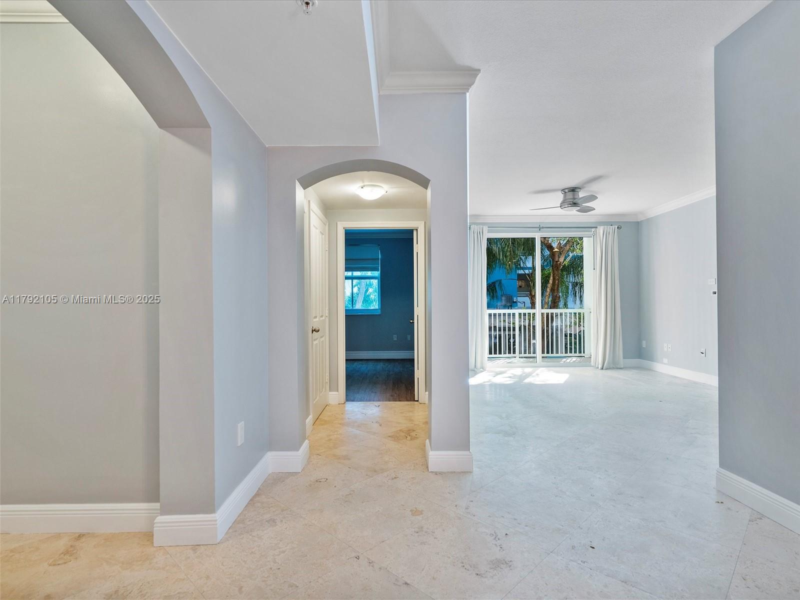 9172 Collins Ave 216