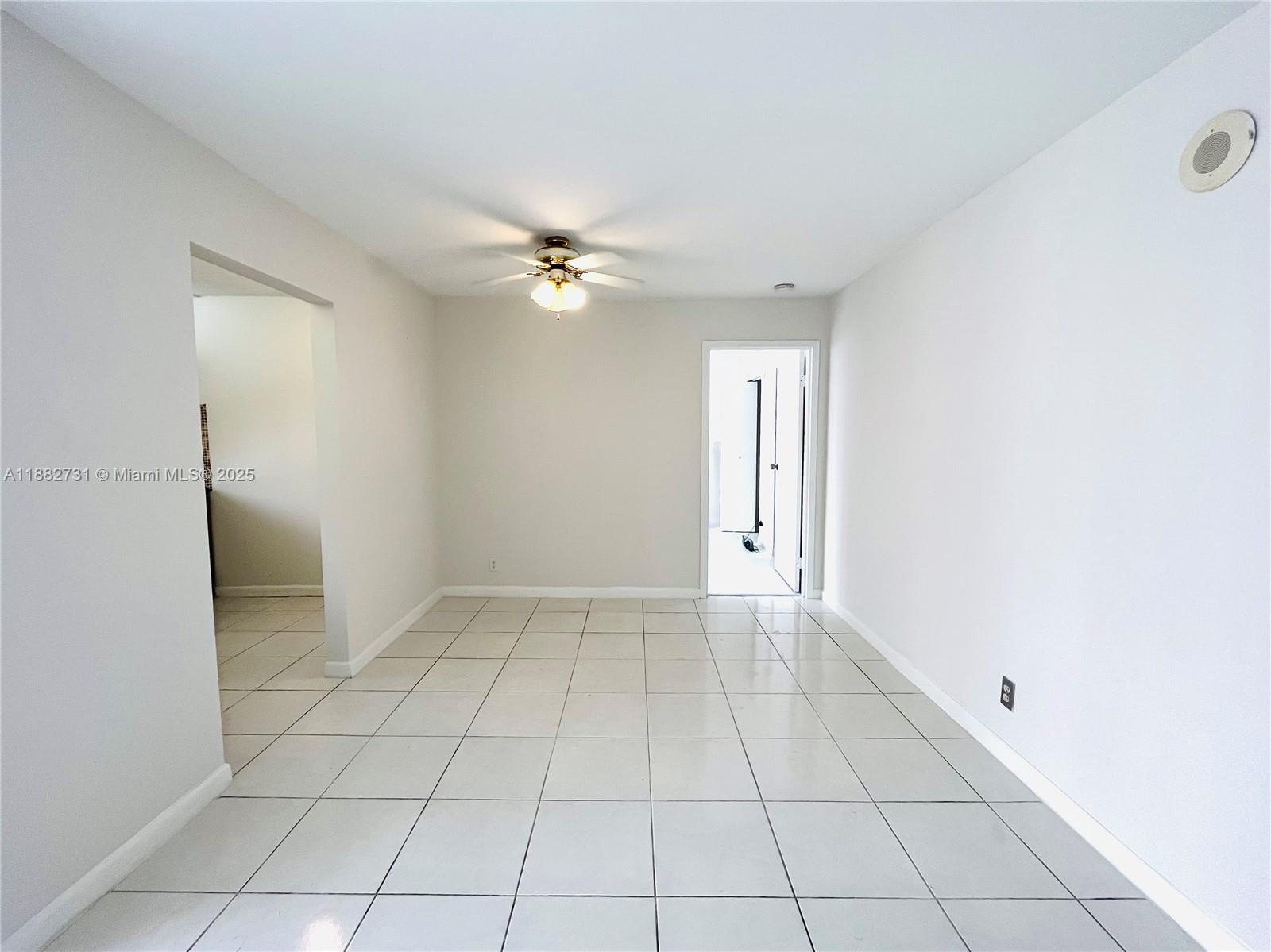 PLAZA OF AMERICAS CONDO P - Residential Lease