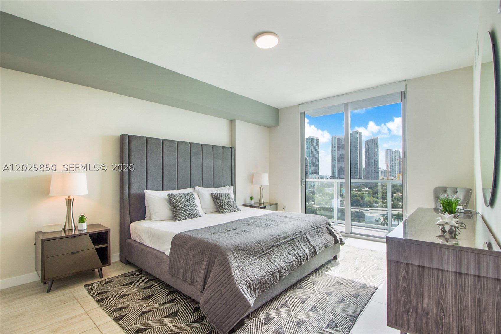 3900 Biscayne Blvd S-1110