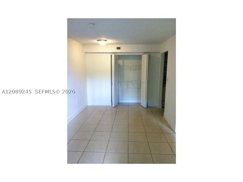 1740 NW N River Dr 117
