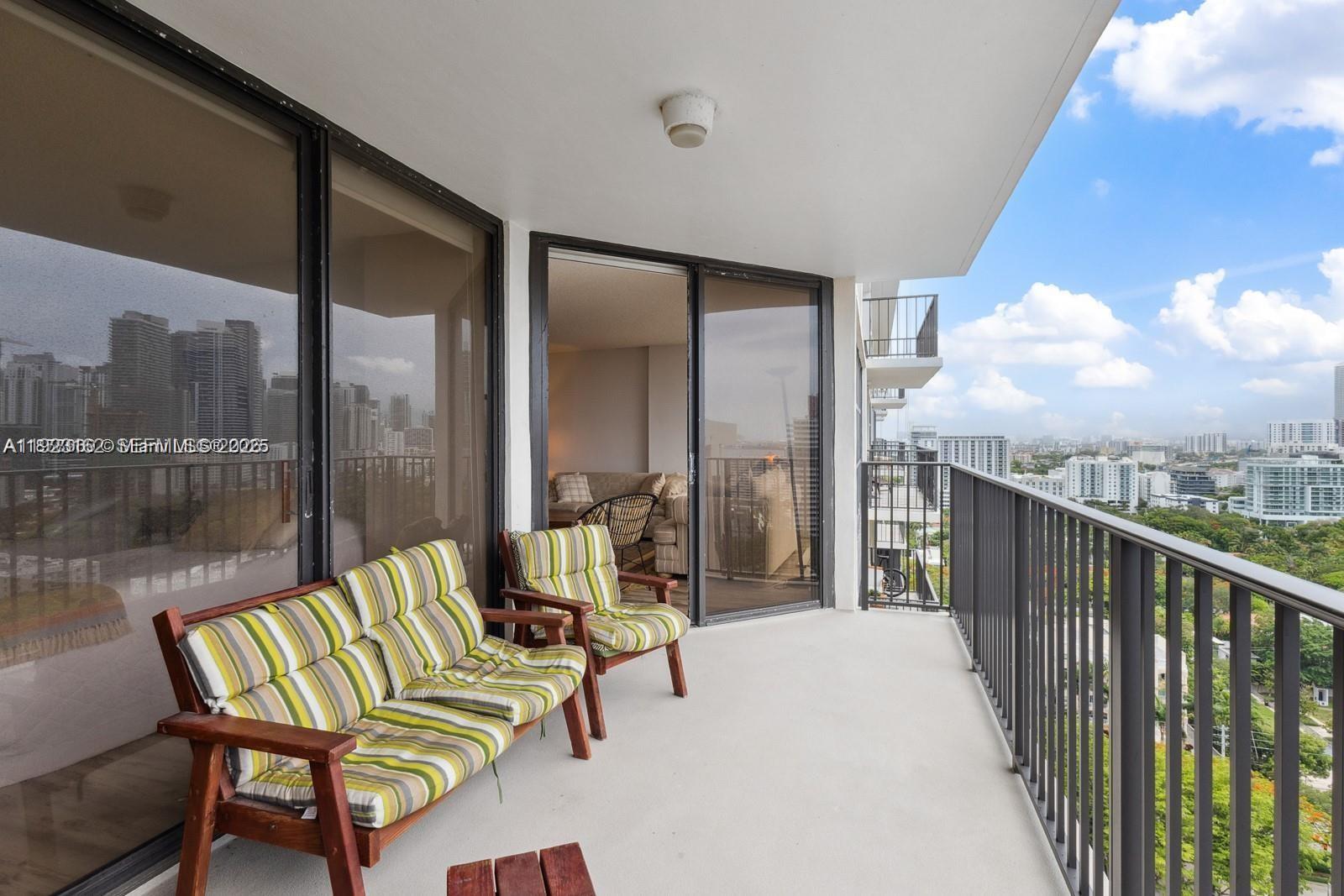 BRICKELL PLACE CONDO - Residential