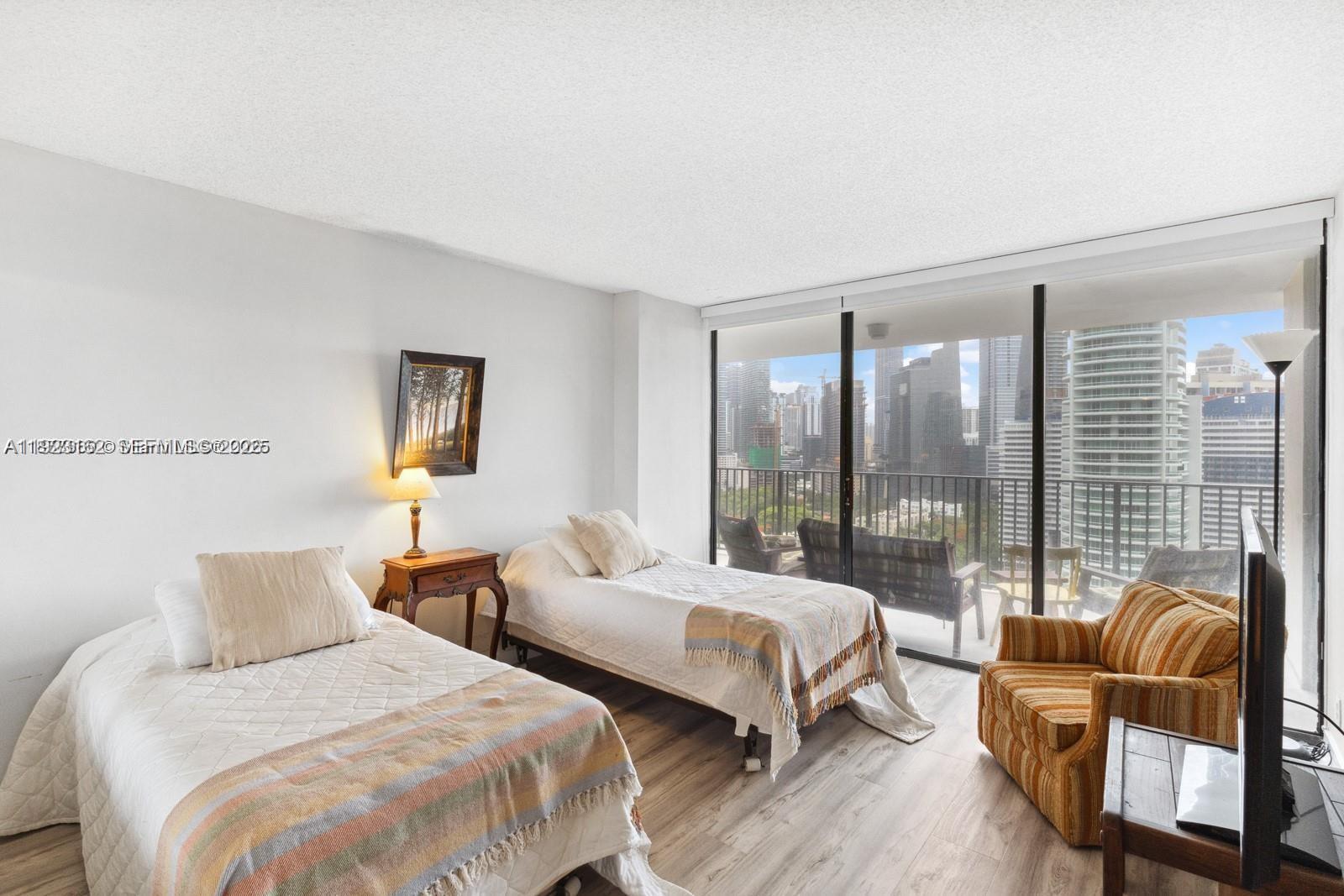 BRICKELL PLACE CONDO - Residential