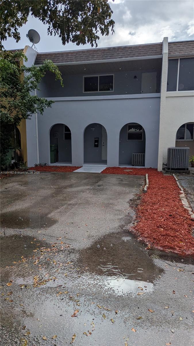 Property for Sale at 7184 W 3rd Ave, Hialeah, Miami-Dade County, Florida - Bedrooms: 2 
Bathrooms: 3  - $439,990