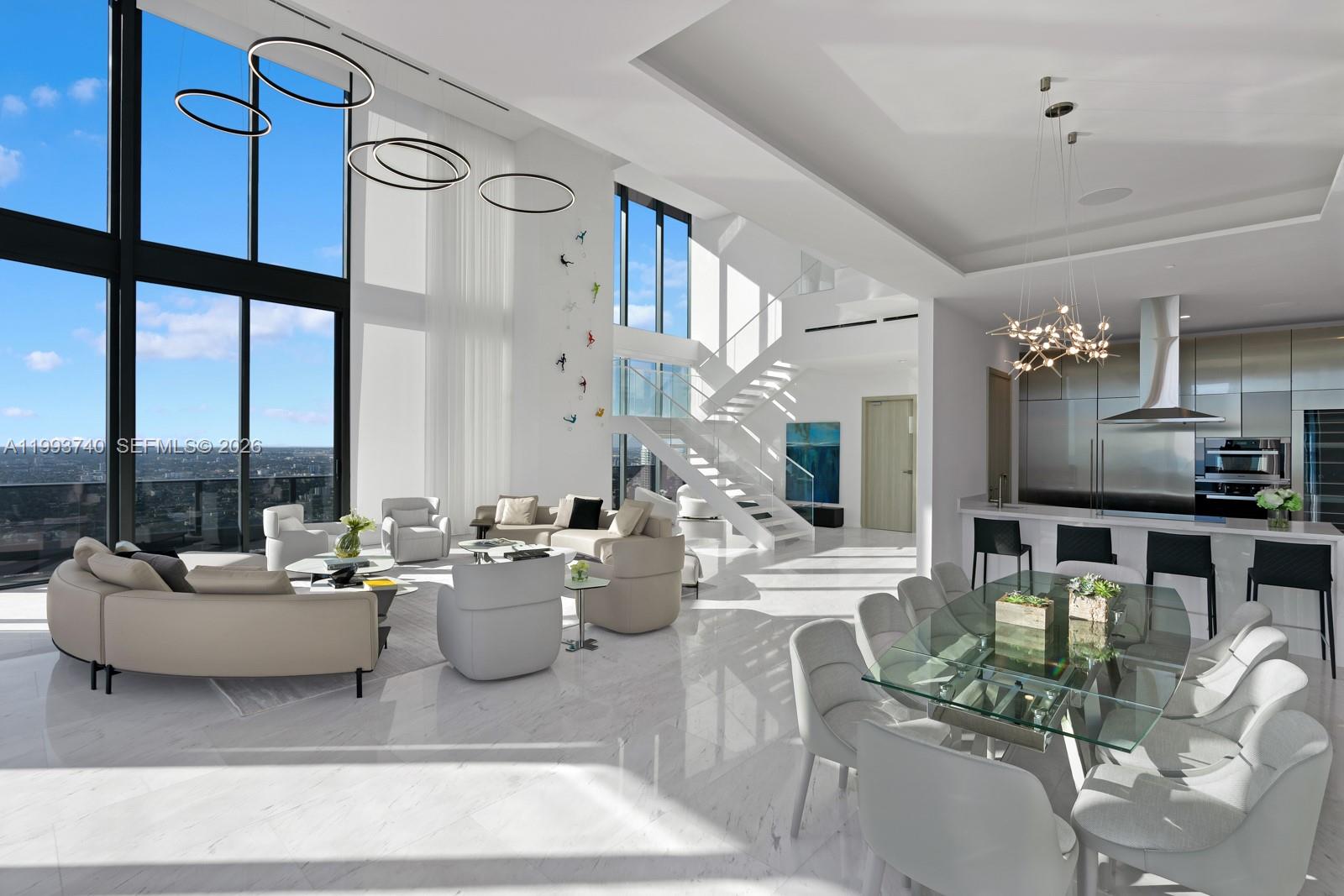 1000 Brickell Plz UPH6202