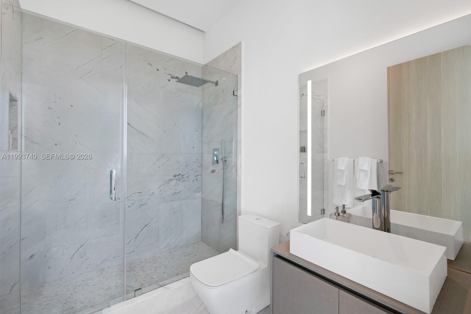 BRICKELL FLATIRON CONDO - Residential Lease