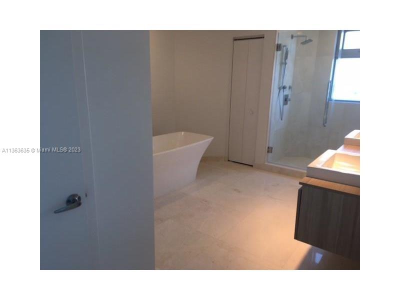 Marina Palms - Residential Lease