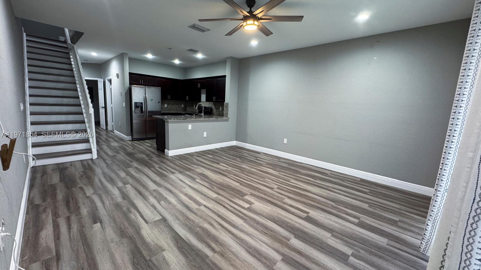 KINGS POINT COMMERCIAL PA - Residential