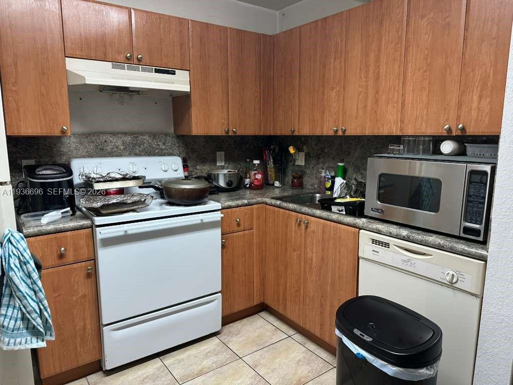 NARANJA GARDENS - Residential