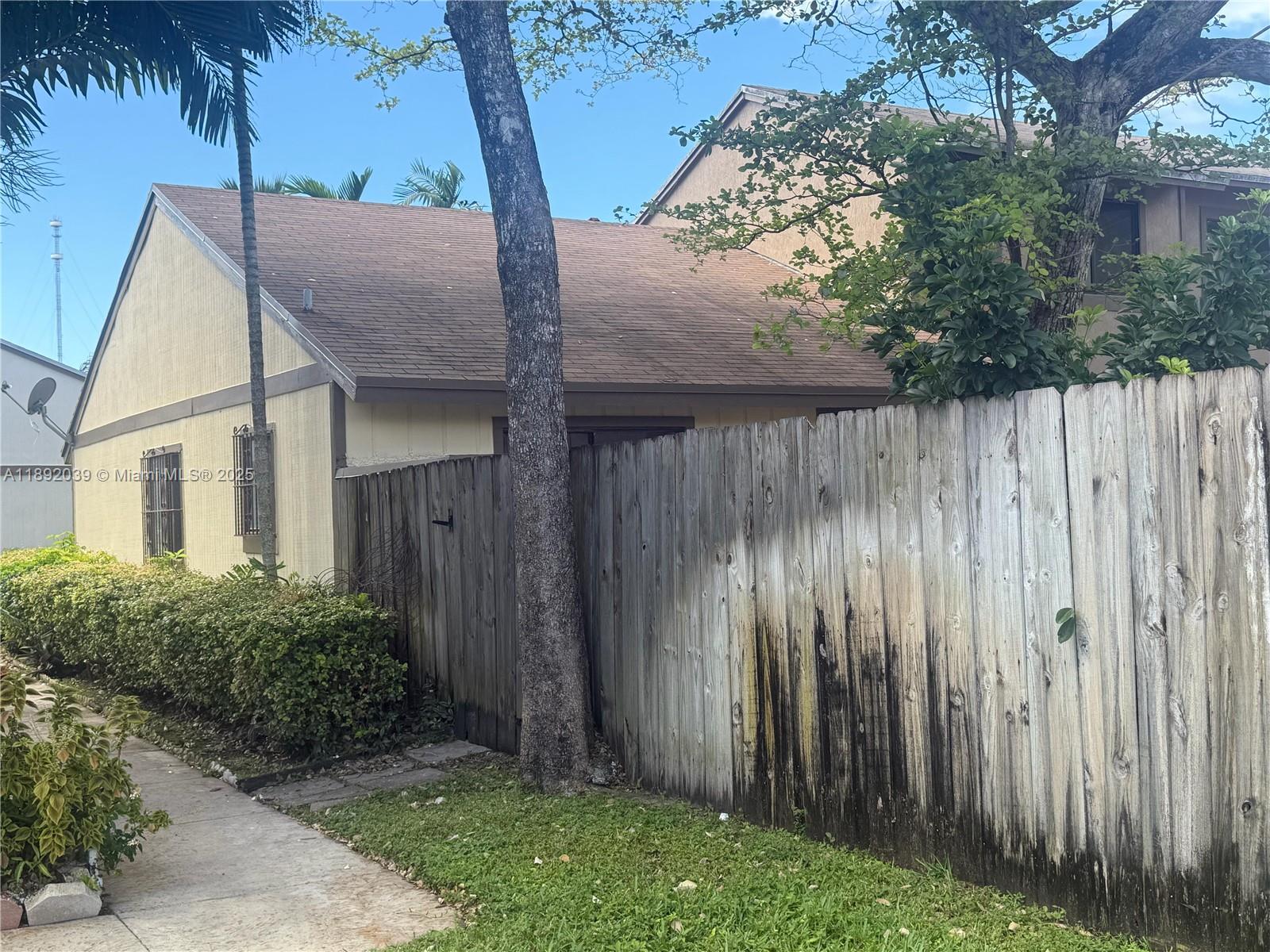 NORTHPOINTE AT THE CALIF - Residential