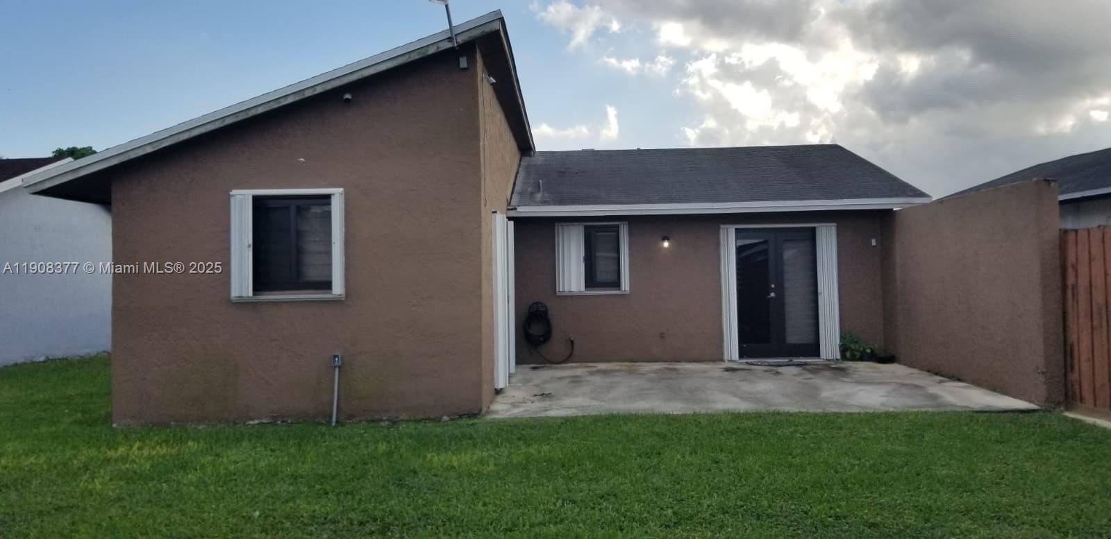 COMFORT VILLAS 1ST ADDN - Residential Lease