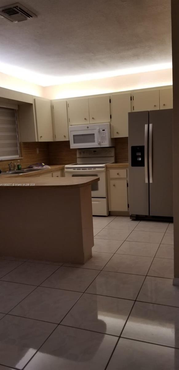 COMFORT VILLAS 1ST ADDN - Residential Lease