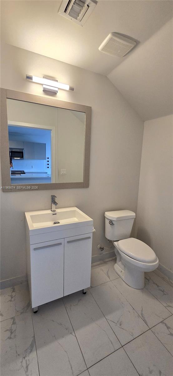 RIVERWOOD - Residential Lease