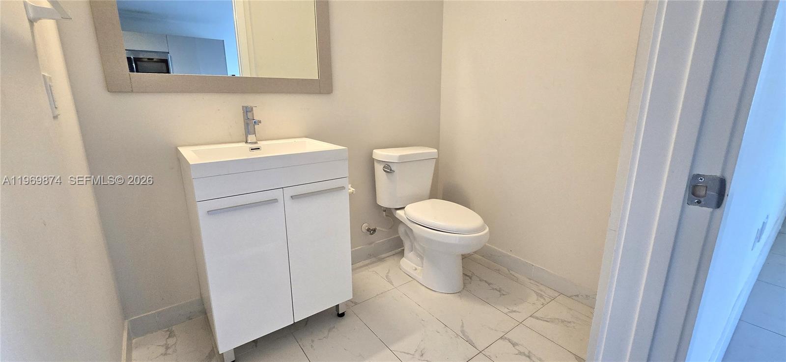 RIVERWOOD - Residential Lease