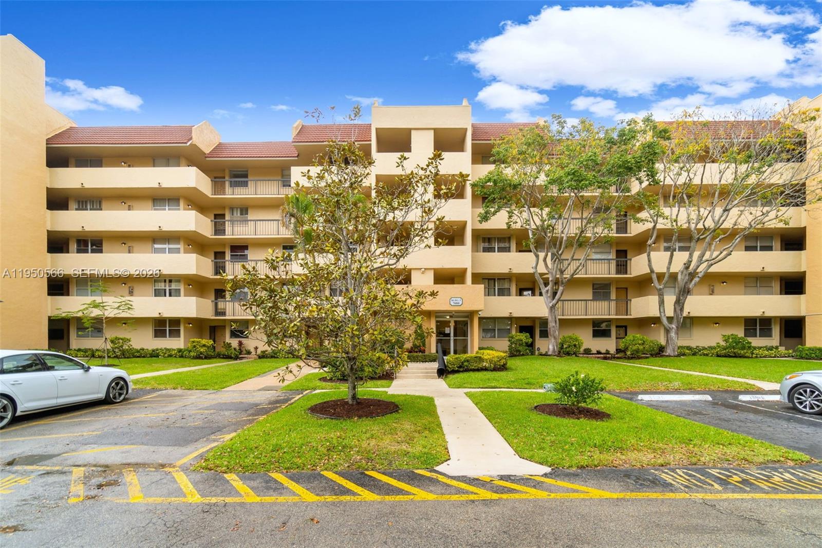 CONDOMINIUM 3 OF ENVIRON - Residential