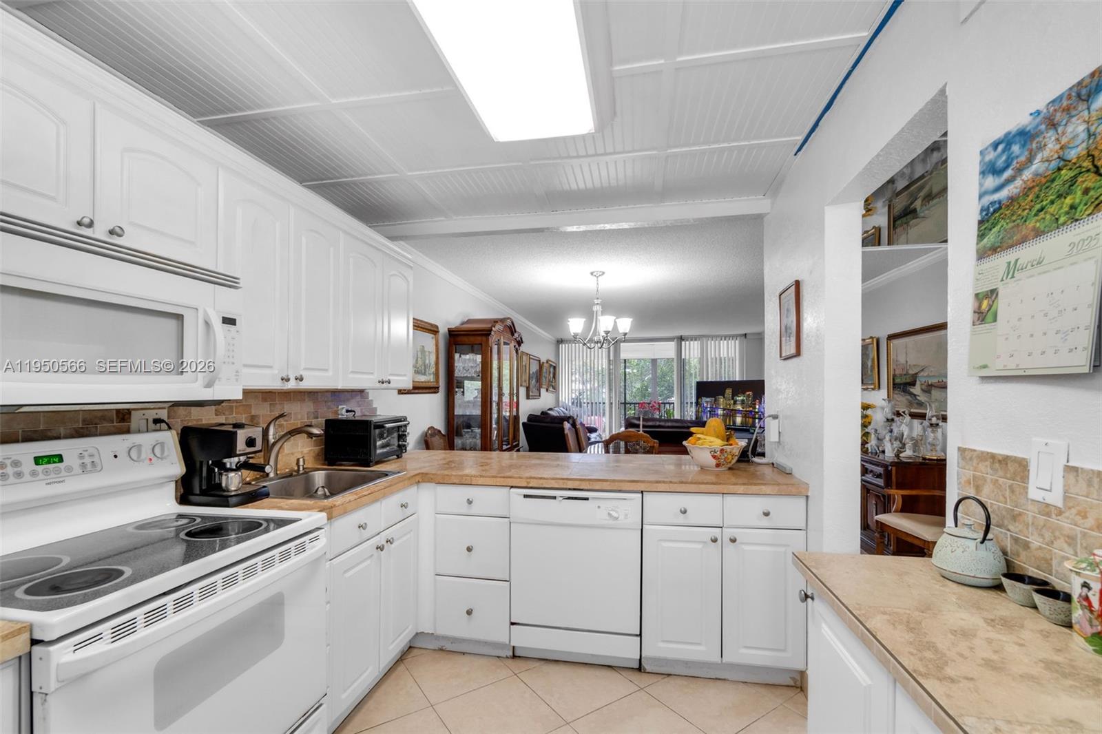 7080 Environ Blvd 226