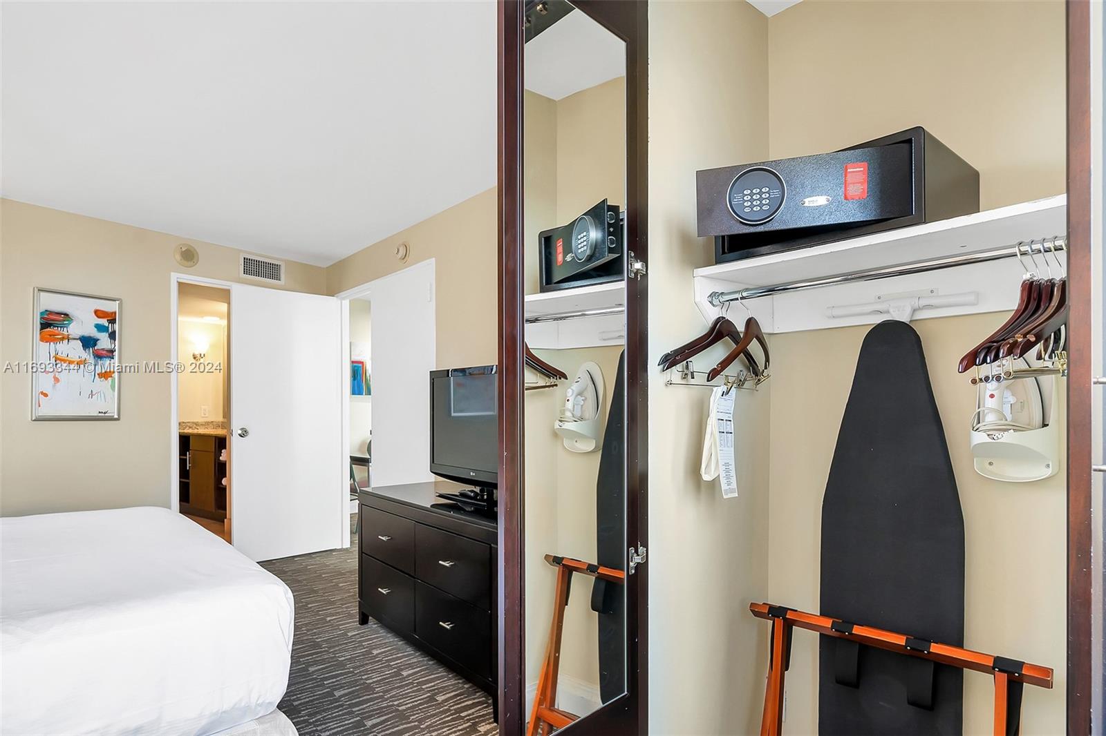 GALLERY ONE CONDO - Residential