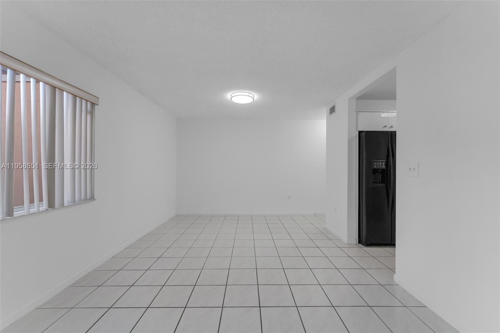 THE SEASONS VILLAS & THMS - Residential