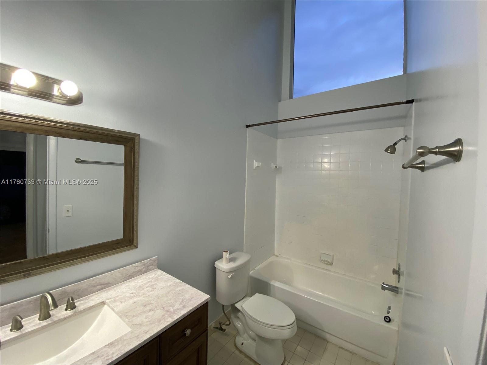 WESTCHESTER TOWNHOUSES - Residential
