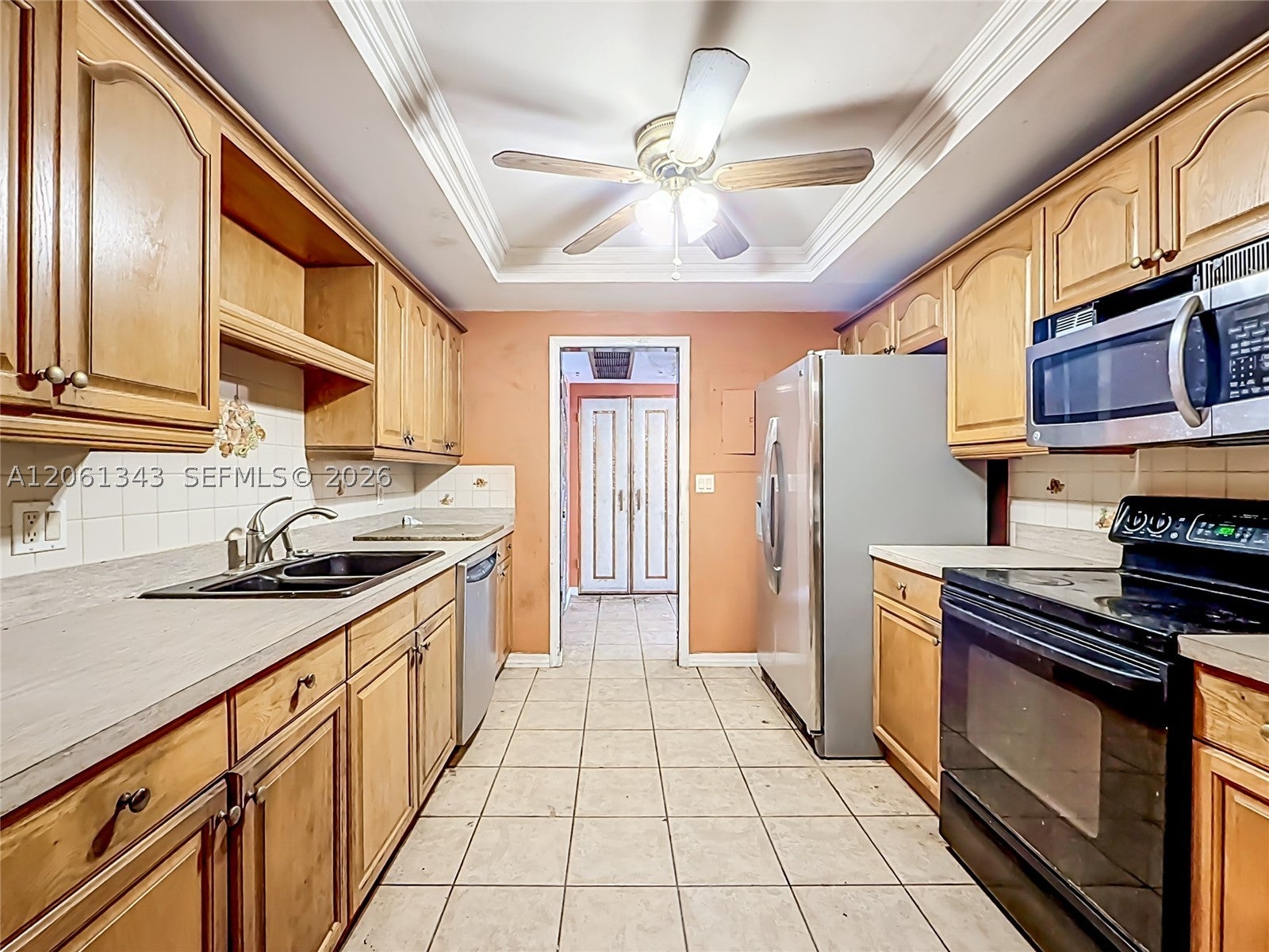 1800 NE 114th St 1508