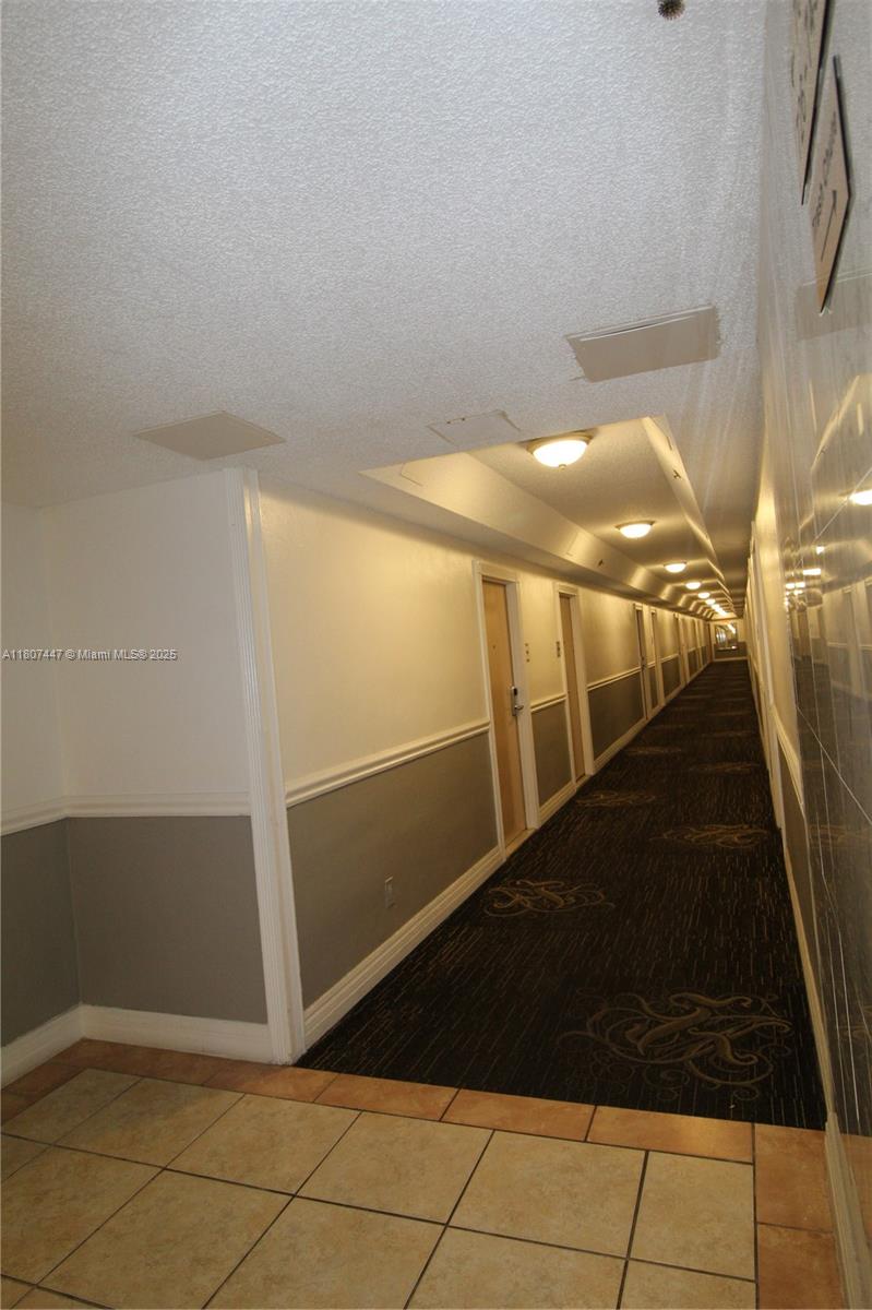 THE AVENTURA BEACH CLUB C - Residential