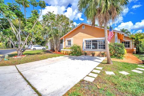 5660 SW 99th Ln Cooper City FL 33328