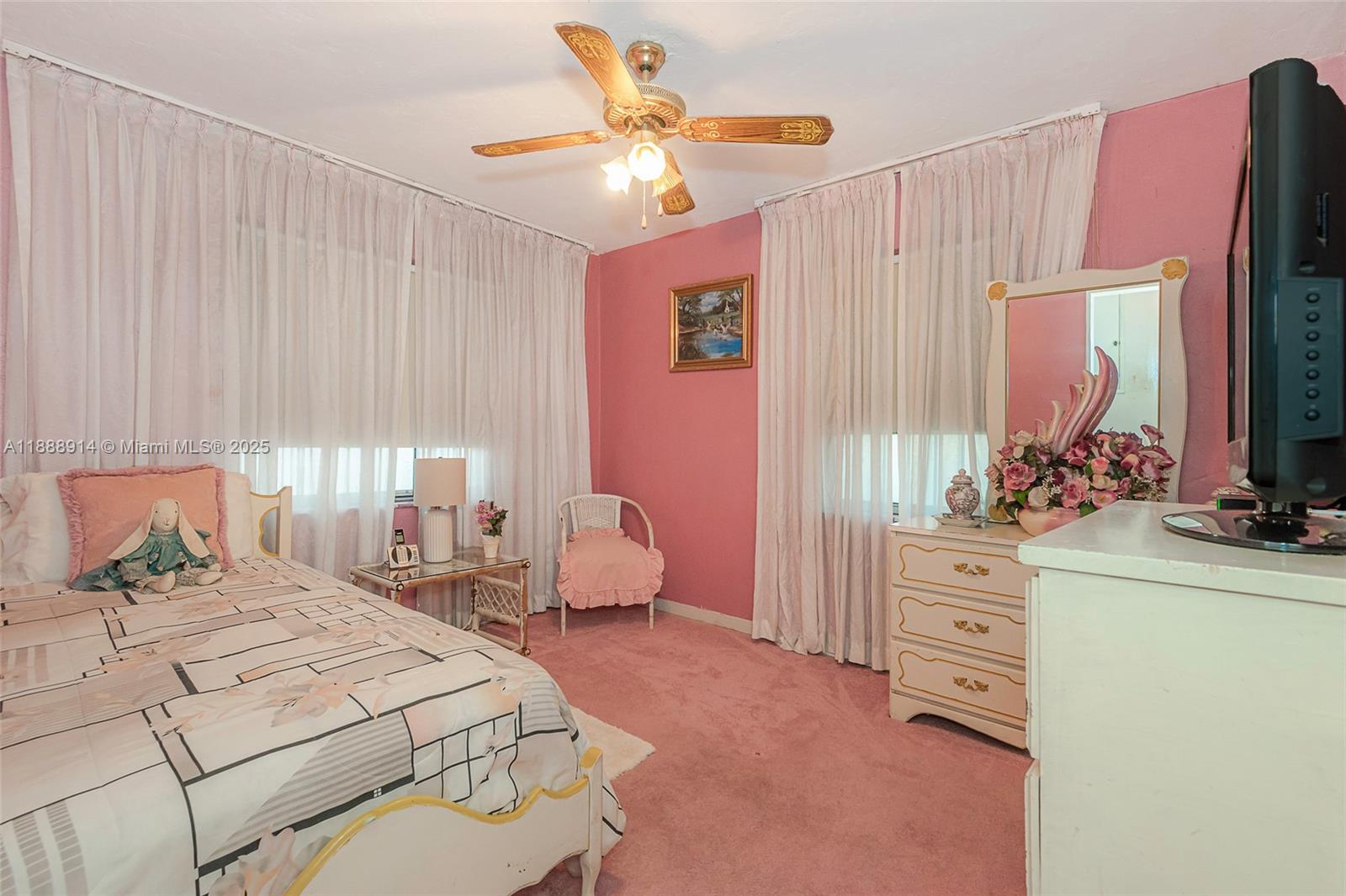 STEPHEN MANOR - Residential