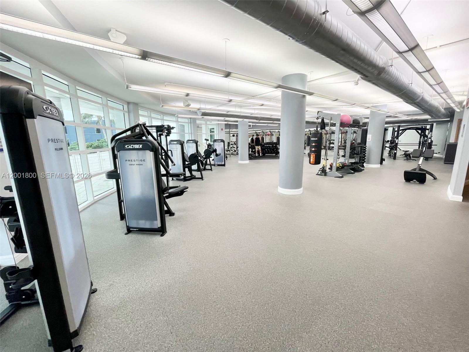 VIZCAYNE NORTH CONDO - Residential Lease