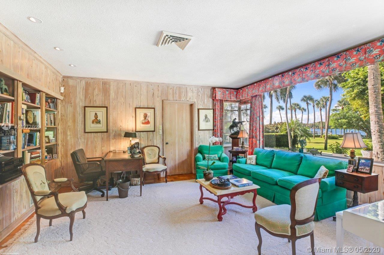 JUPITER ISLAND - Residential