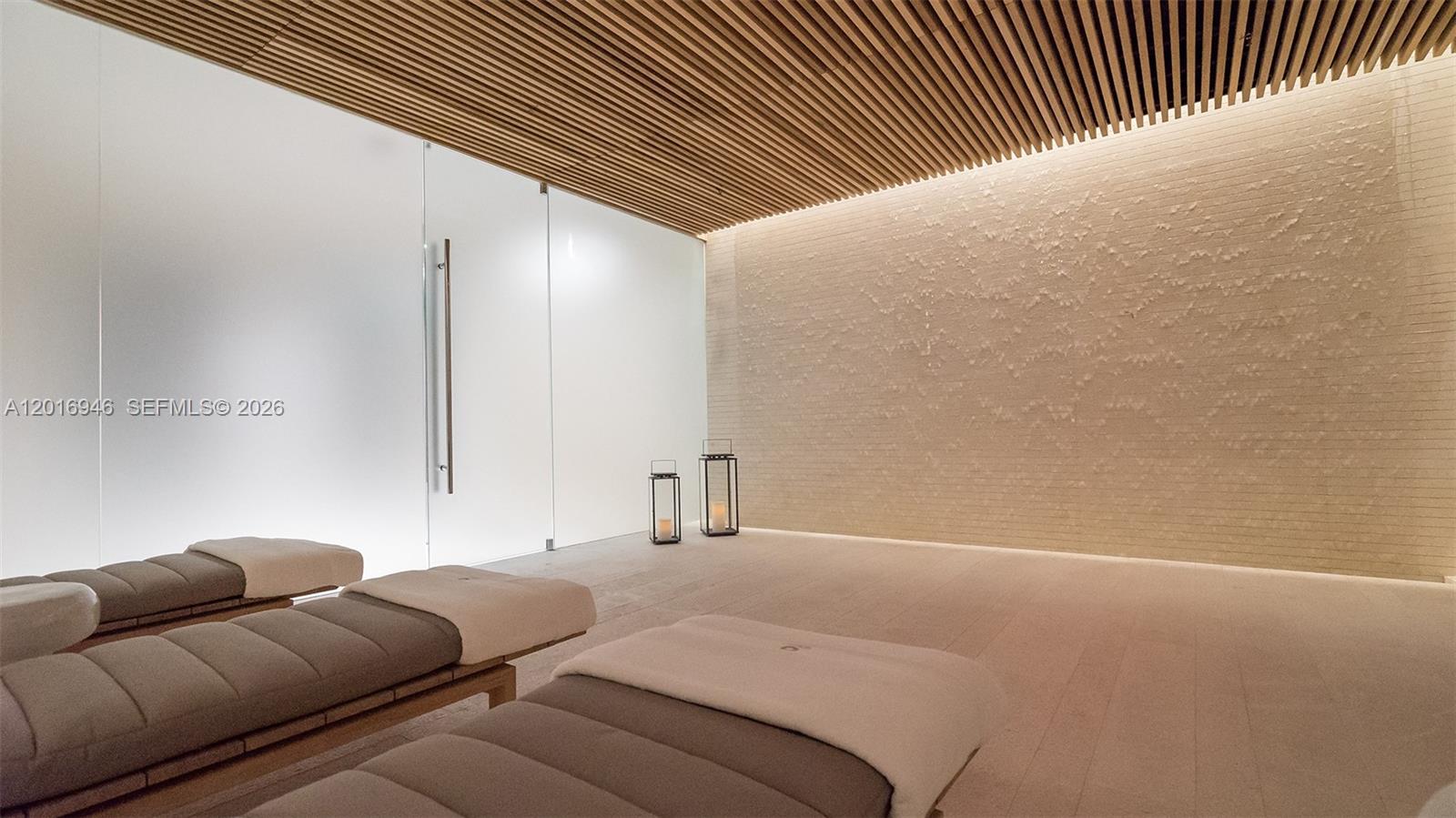 OCEANA BAL HARBOUR CONDO - Residential