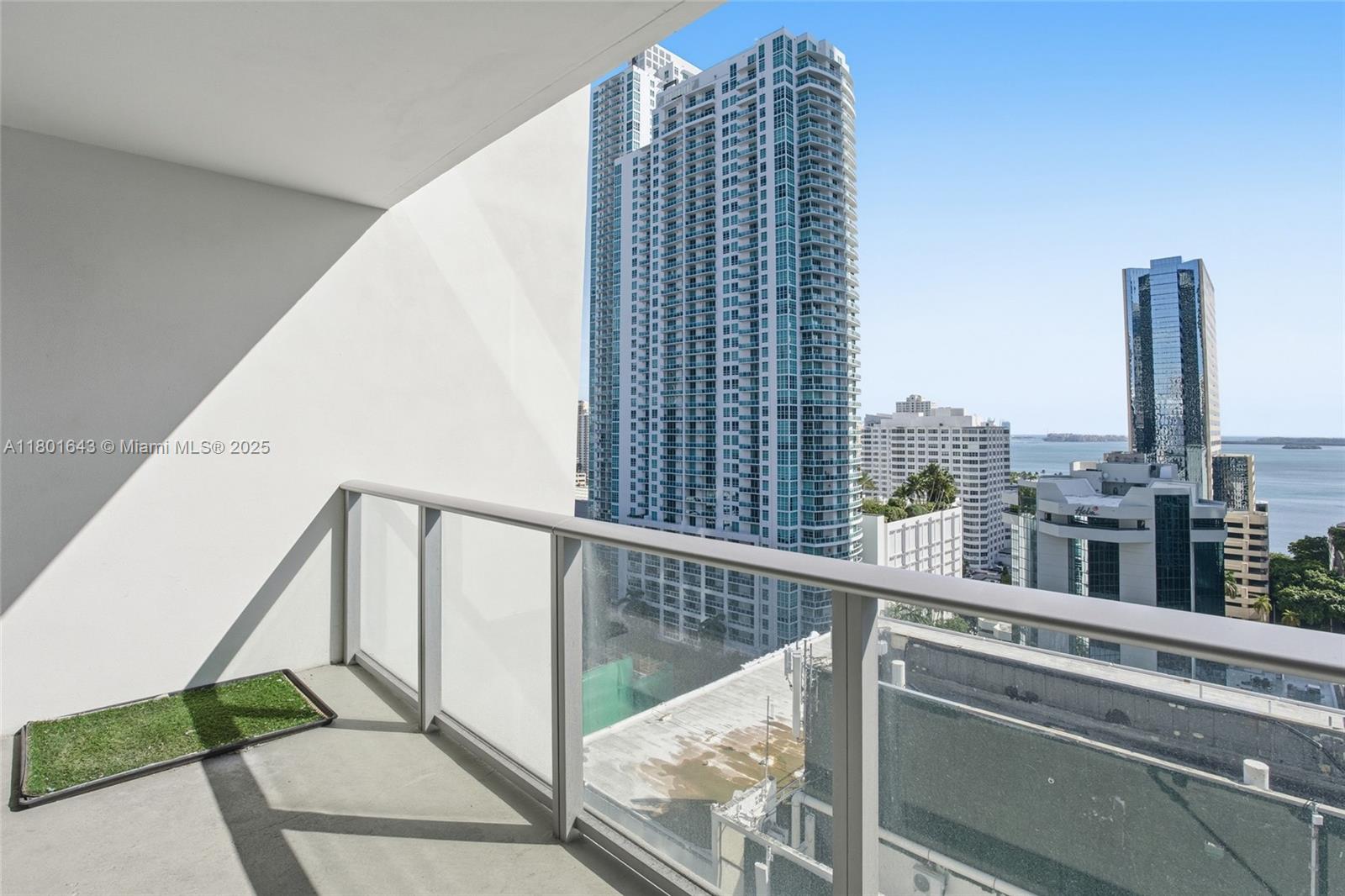 1010 BRICKELL CONDO - Residential