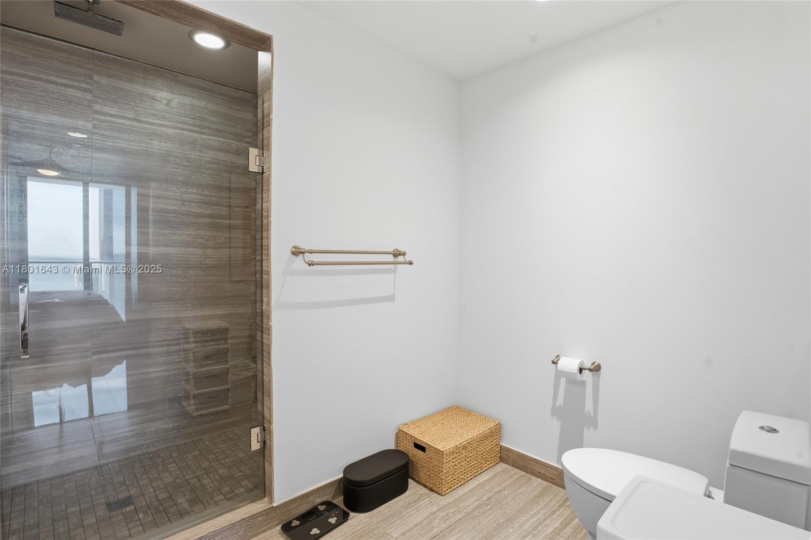 1010 BRICKELL CONDO - Residential