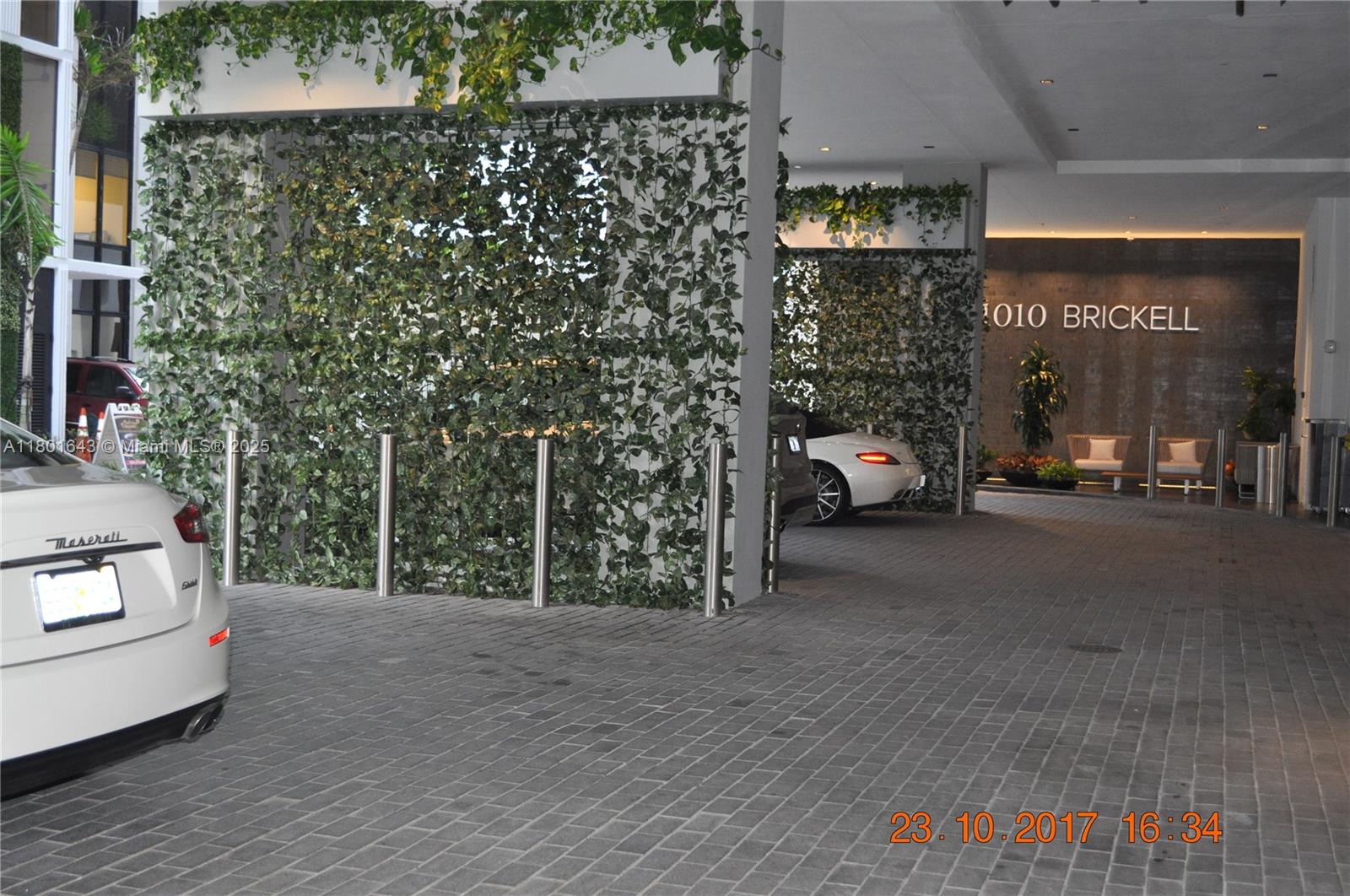 1010 BRICKELL CONDO - Residential